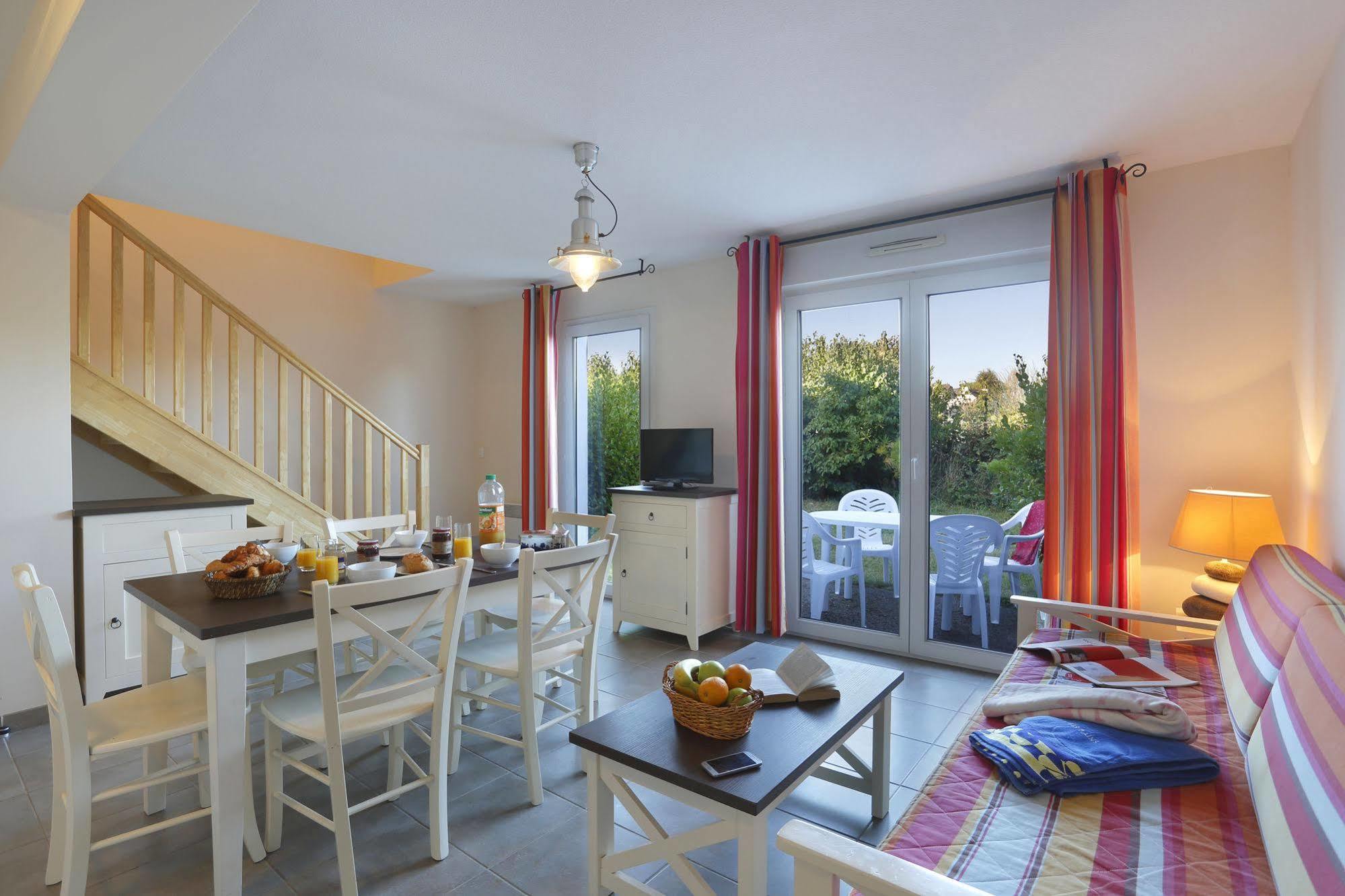 Residence Nemea Les Roches Saint-Pol-de-Léon المظهر الخارجي الصورة