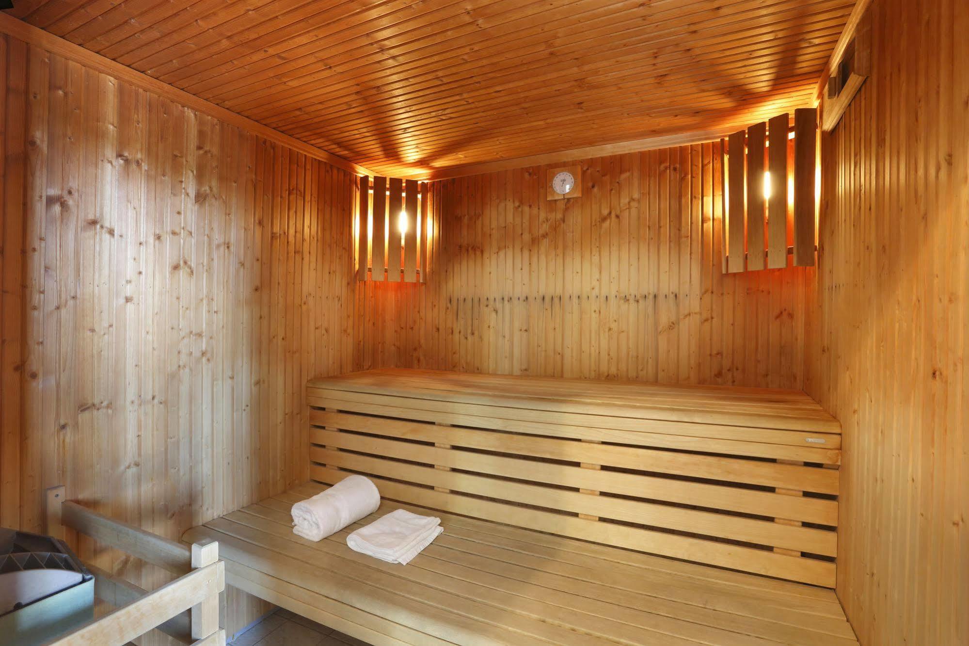 Residence Nemea Les Roches Saint-Pol-de-Léon المظهر الخارجي الصورة